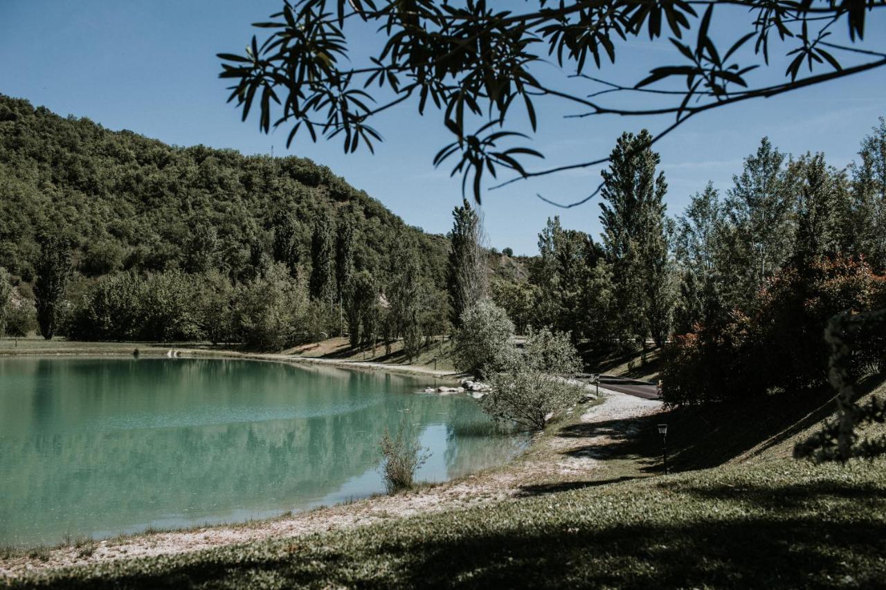 مبيت وإفطار Basciano L'Anfora Country Club المظهر الخارجي الصورة